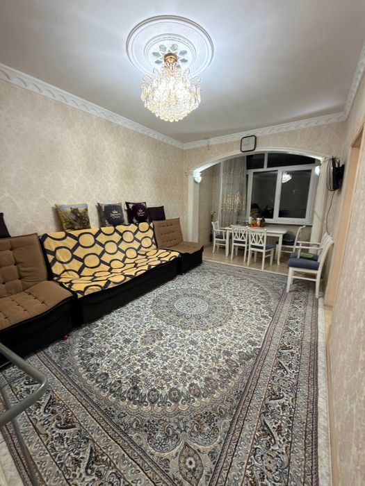 Bez makler sheriklikka qizlar uchun kvartira