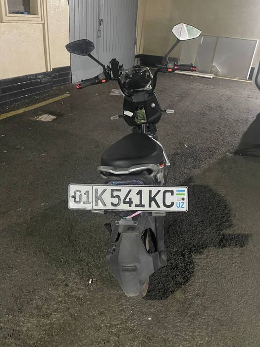 Skuter sotiladi 80 km yuradi 1ta zaradkada
