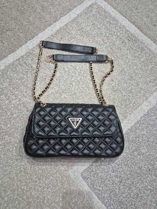 Geantă Guess 150 roni