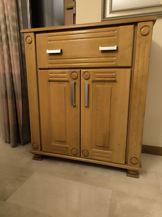 Dulap depozitare veselă și tacâmuri. L=90 cm x l=36 cm x h =107 cm