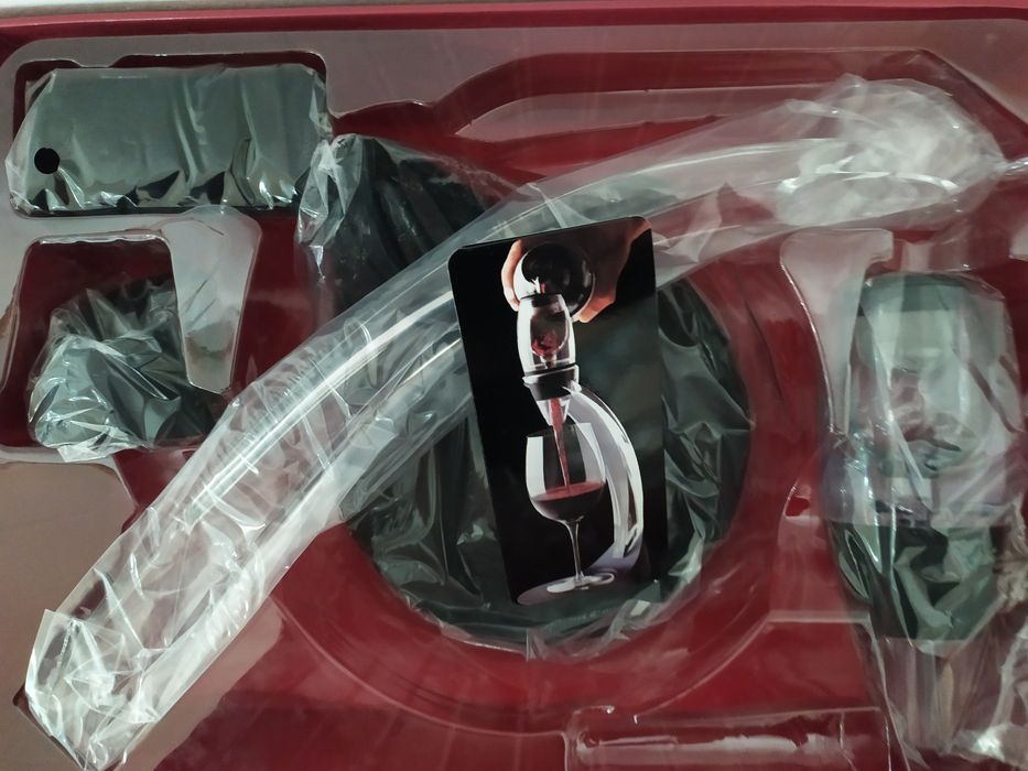 Луксозен диспенсър за вино