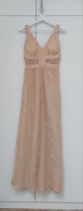 Дълга официална рокля