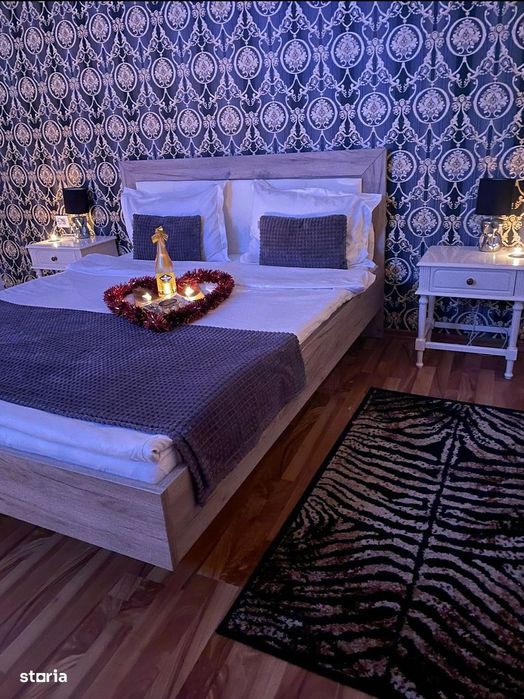 Investiție sigura, zonă excelentă–Pensiune funcțională, Str.Horea Deva
