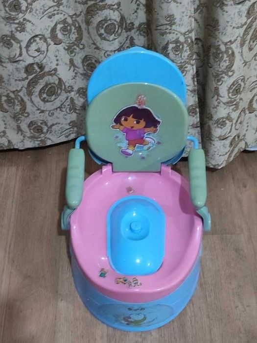 Детский горшок в отличном состоянии