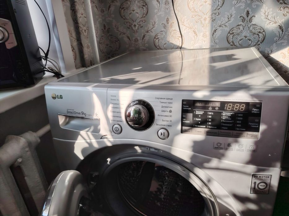 Продам стиральную машинку