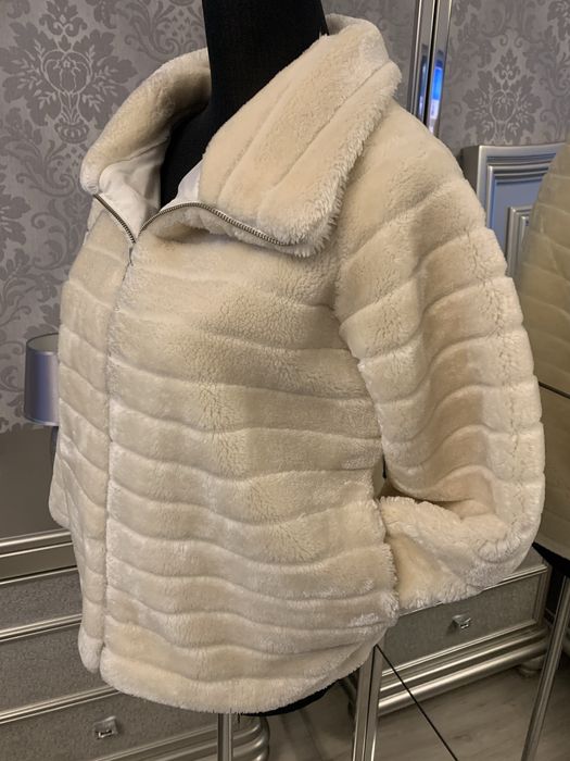 Haina de blana artificiala