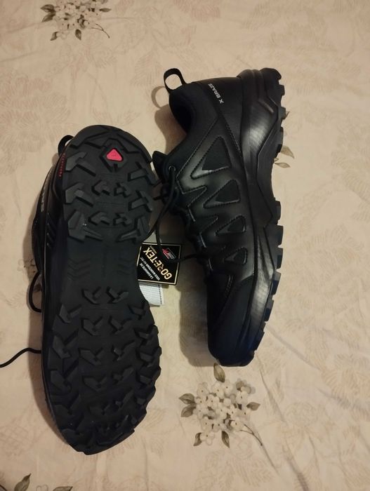 Обувки Salomon с Gore-tex