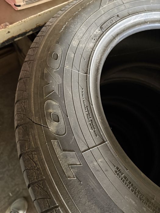 Продам резину от Прады