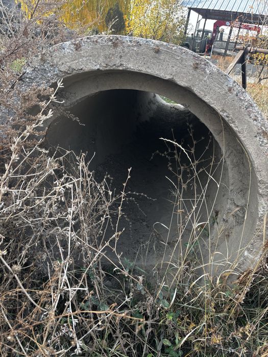 Бетонная труба 1000