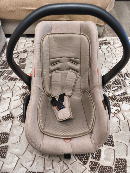 Кош за кола за новородено