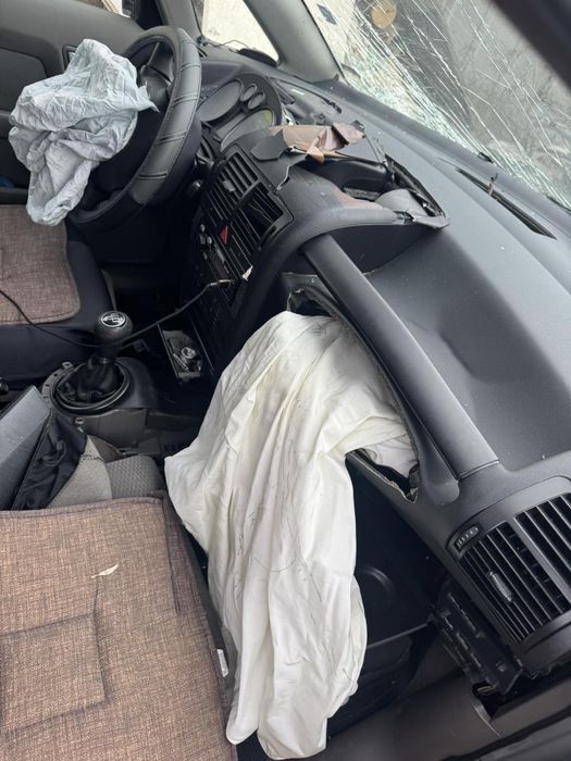 Audi a2 1.4 75кс НА ЧАСТИ