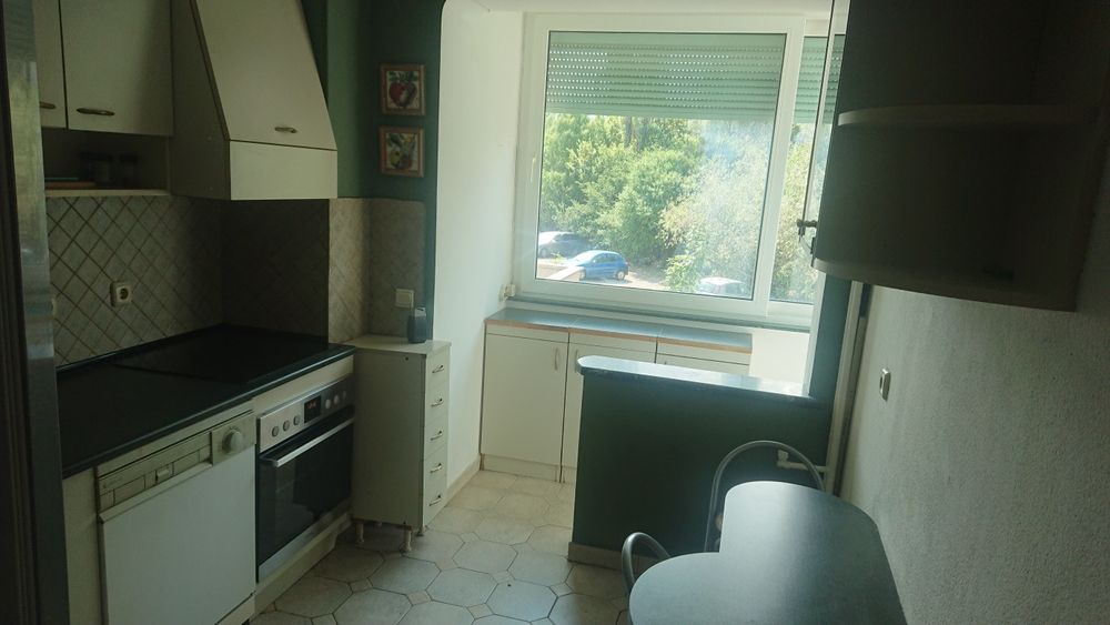 Дава се под наем Тристаен апартамент в София, Гоце Делчев - 150 кв.м за 841.5 € - Снимка #4