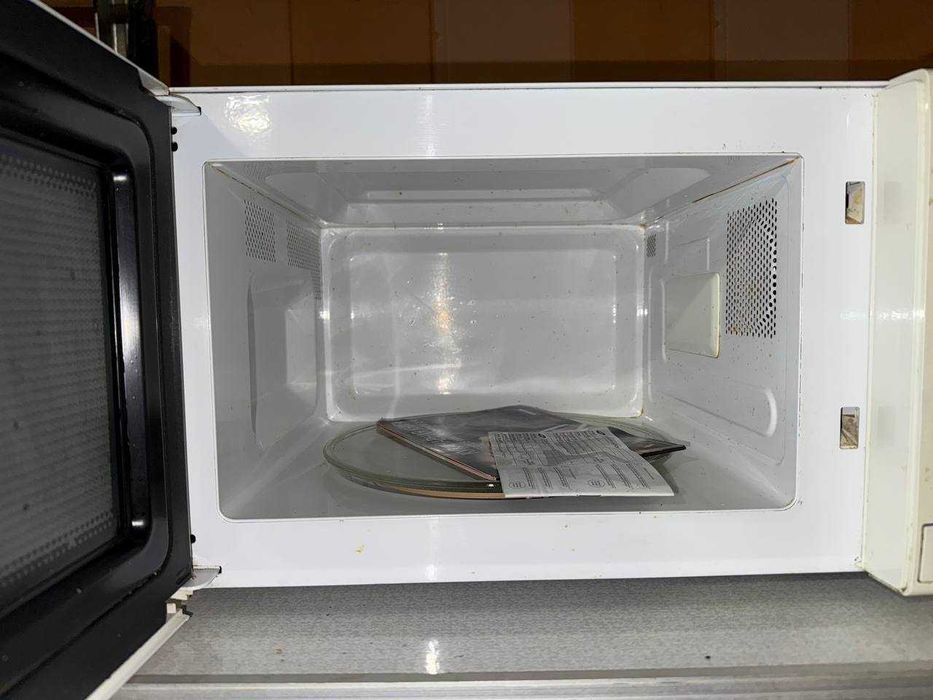 Продаётся Микроволновка Samsung