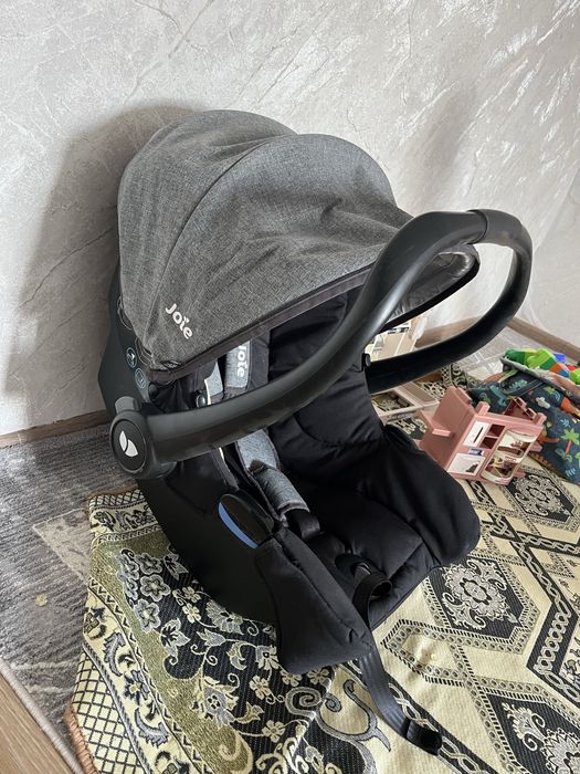 Автокресло категория 0+ до 3 лет, купили за 40 тысяч,