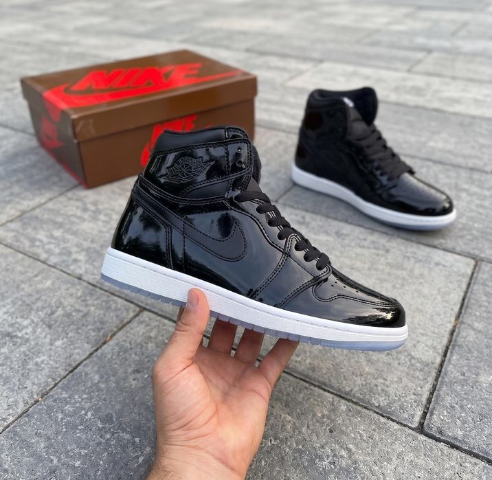 Adidasi Jordan 1 High Space Jam