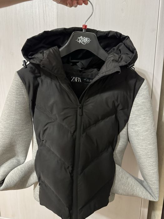 Курточка, сарафан каждая 2500