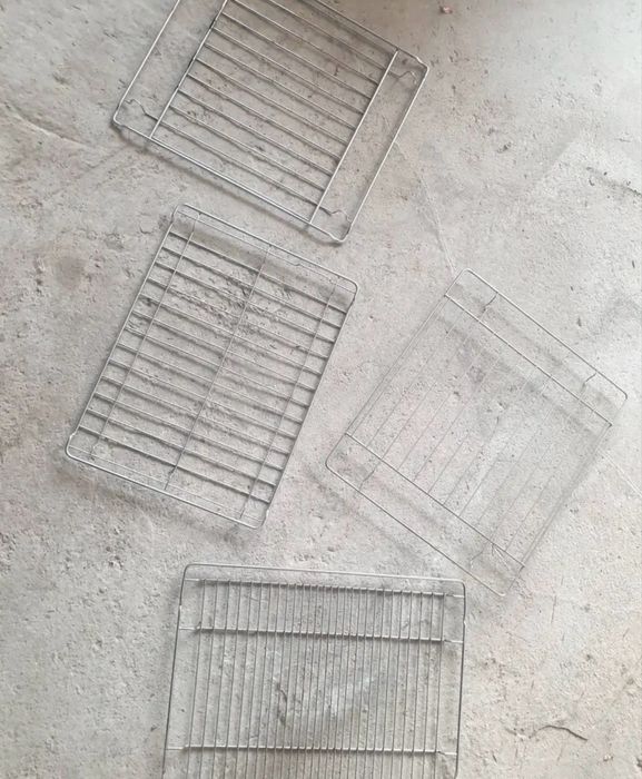 Продам полки для духовой печи.