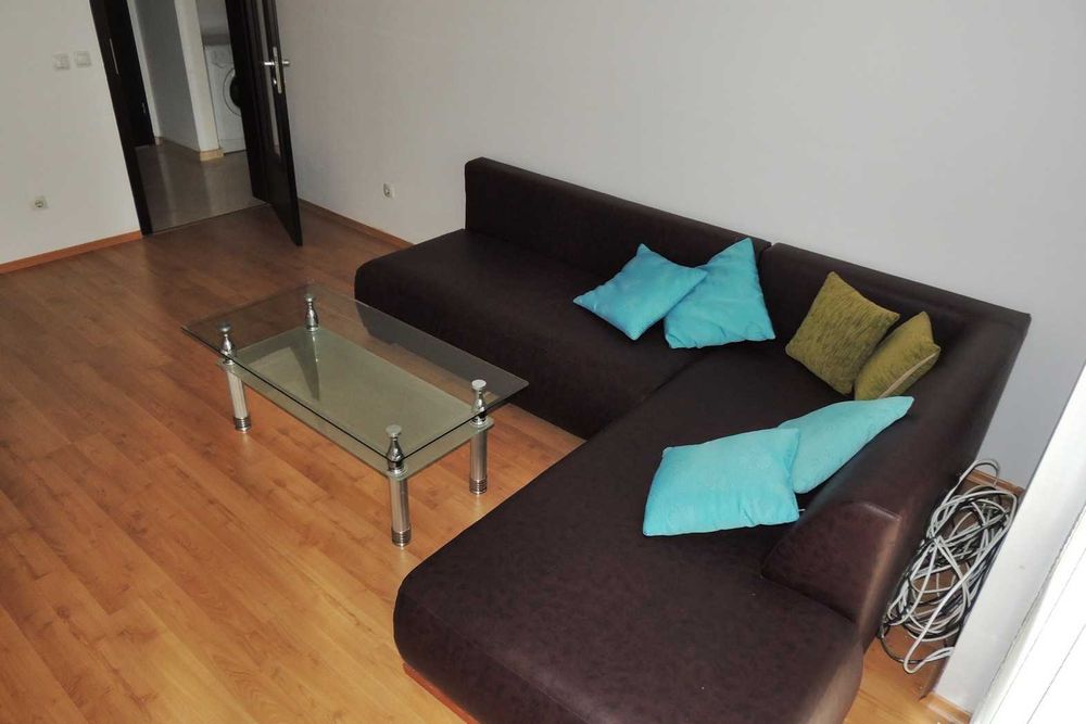 Двустаен апартамент под наем, Студентски град