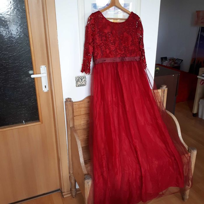 Rochie de seara dantela rosu rosie burgund marimea 38