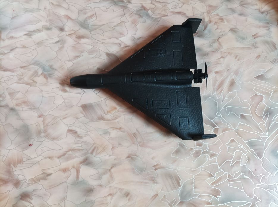 Самолет герань-2