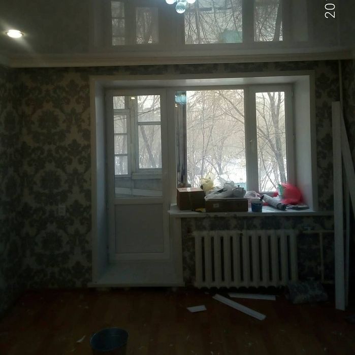 Поклейка обоев качественно