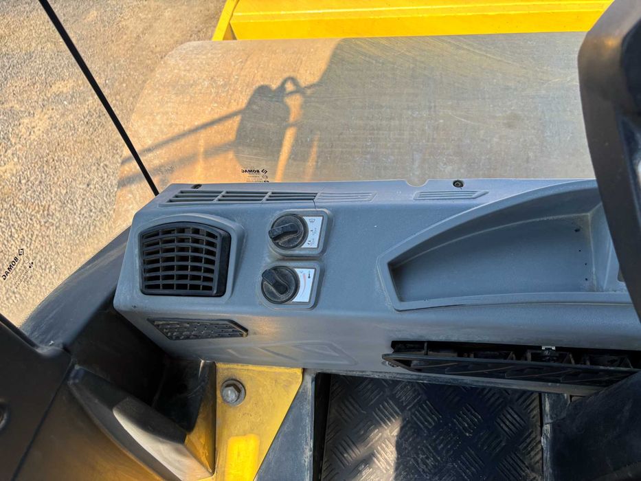 Cilindru compactor terasamente BOMAG BW 212 D-5, 12 tone, 2015