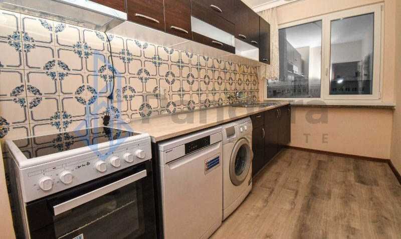 Дава се под наем Тристаен апартамент в София, Редута - 117 кв.м за 600 € - Снимка #5