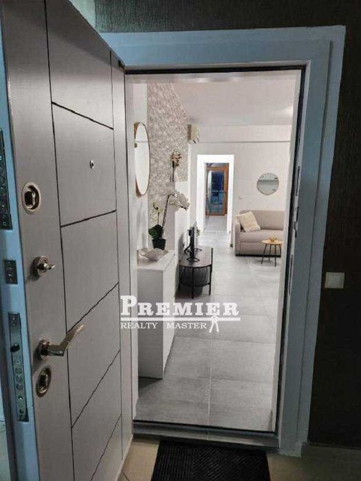 Продава се Двустаен апартамент в к.к. Слънчев бряг - 61 кв.м за 1558 €/кв.м - Снимка #5