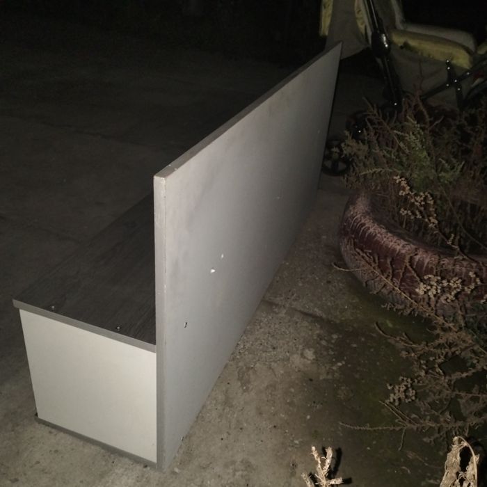 Продам тумбу стеновую