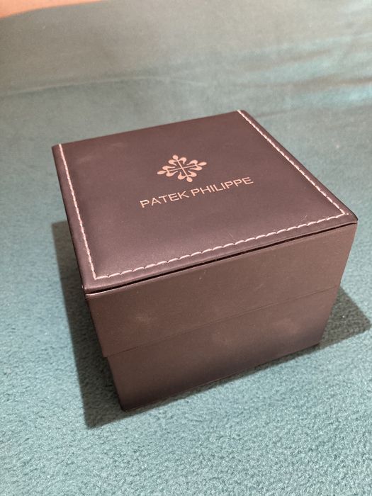 Часы наручные фирмы PATEK PHILIPPE