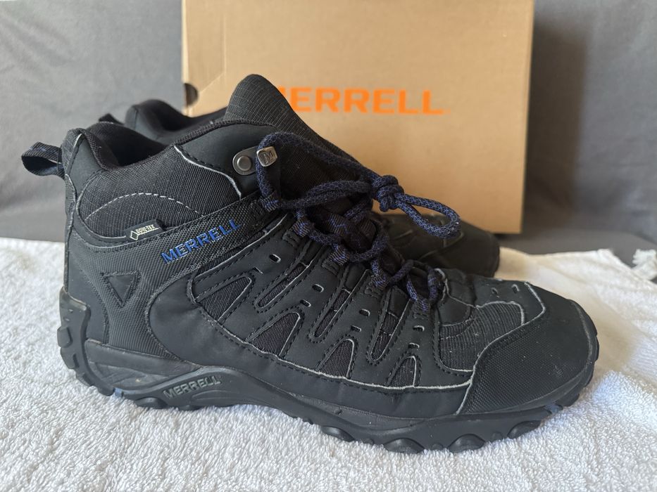 Adidas,La sportiva,Merrell -Gore tex