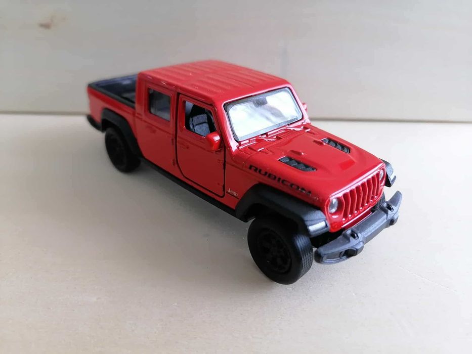 Джип Гладиатор '20г в мащаб 1:34