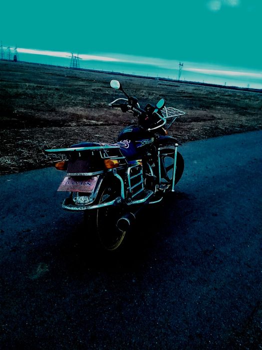 Продам мотоцикл 200 куб