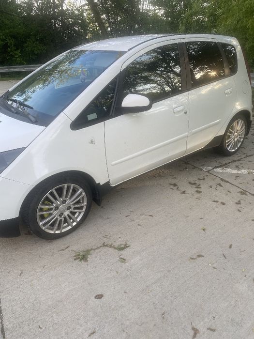 Mitsubishi- Colt
