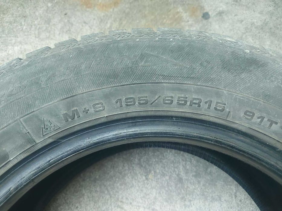 Зимна гума 195/65 R15