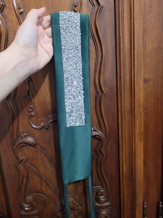 Rochie elegantă verde, model Aria, mărime 42,  lungime medie