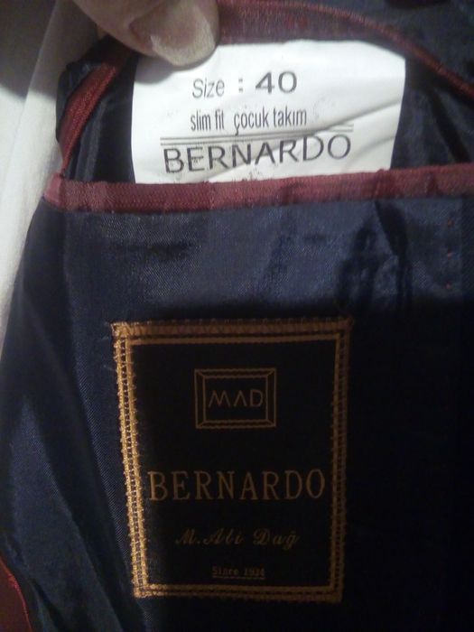 Юношески костюм с обувки