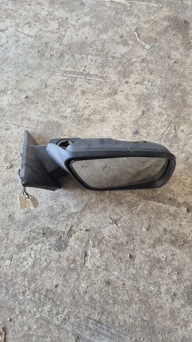 Боковое зеркало на Приору