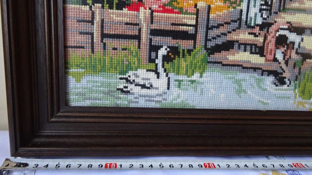 Гоблен, голям „Край реката “, едър бод кръстче, дебел памучен конец.