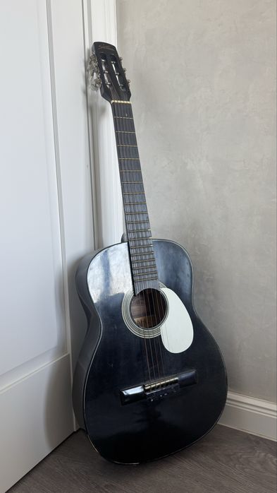 срочно продаю гитару