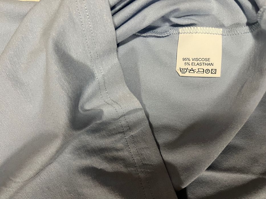 Разпродавам на едро НОВА дамска стока шита на ишлеме.