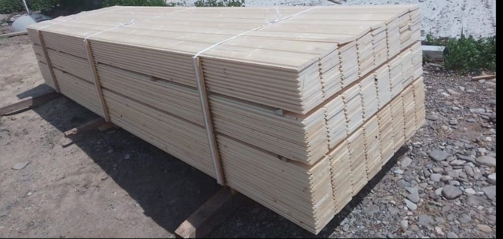 Lambriu lemn molid 45lei/mp