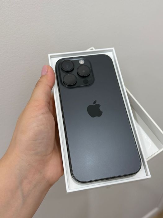 Iphone 15 pro 512 gb с оригинал USB