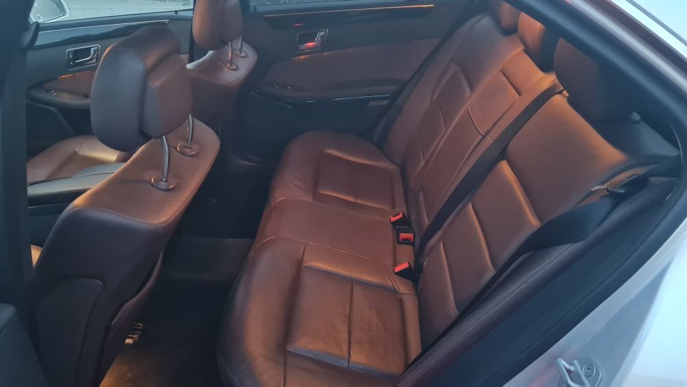 Vând Mercedes-Benz E-Class W212 2.2 CDI