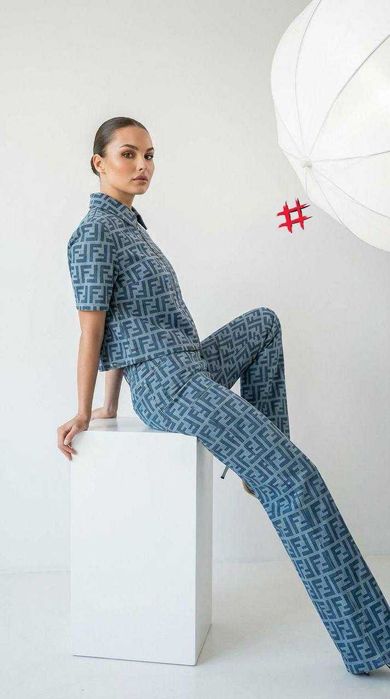 Compleu de dama superb