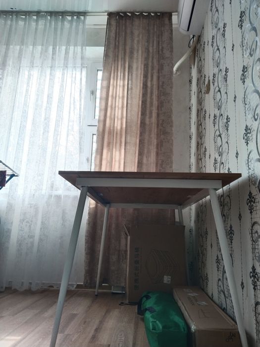 Продаю новый стол