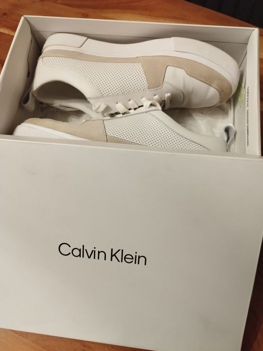 Calvin Klein сникърси