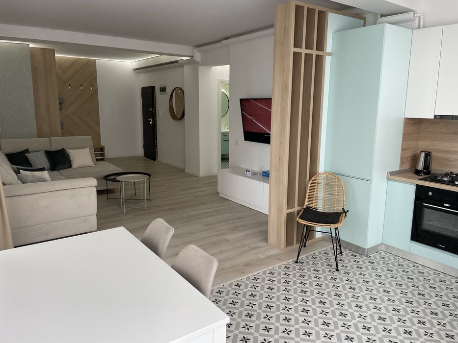 Apartament prima linie la mere / vedere frontala / la cheie / lux