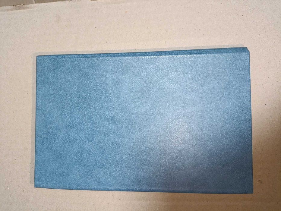 Книга: А. Толстой - Эмигранты.