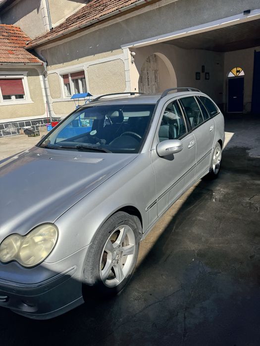 Mercedes benz C220
